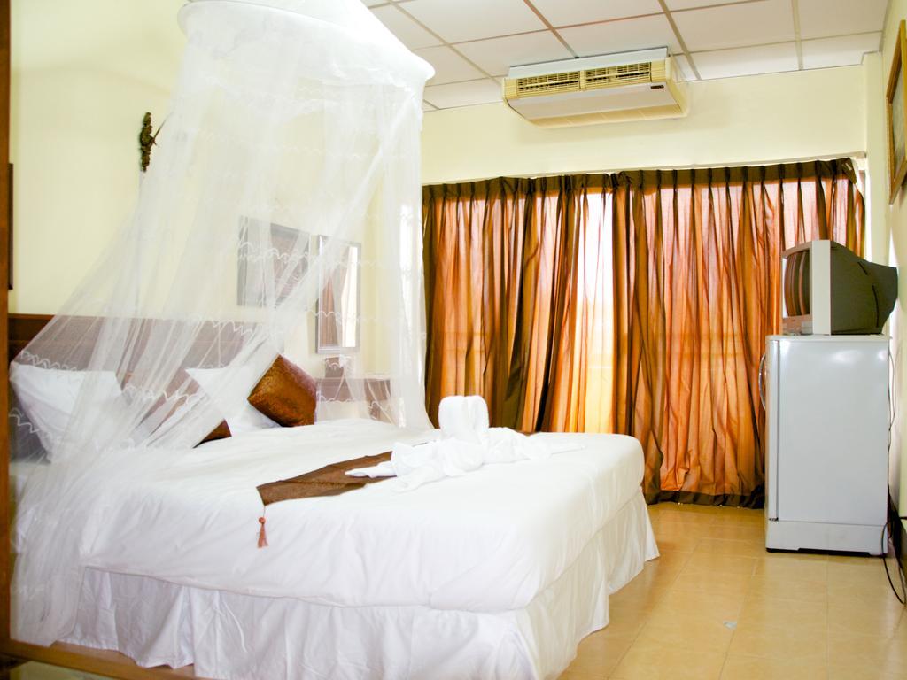 Palada Guesthouse HHQ Chambre photo