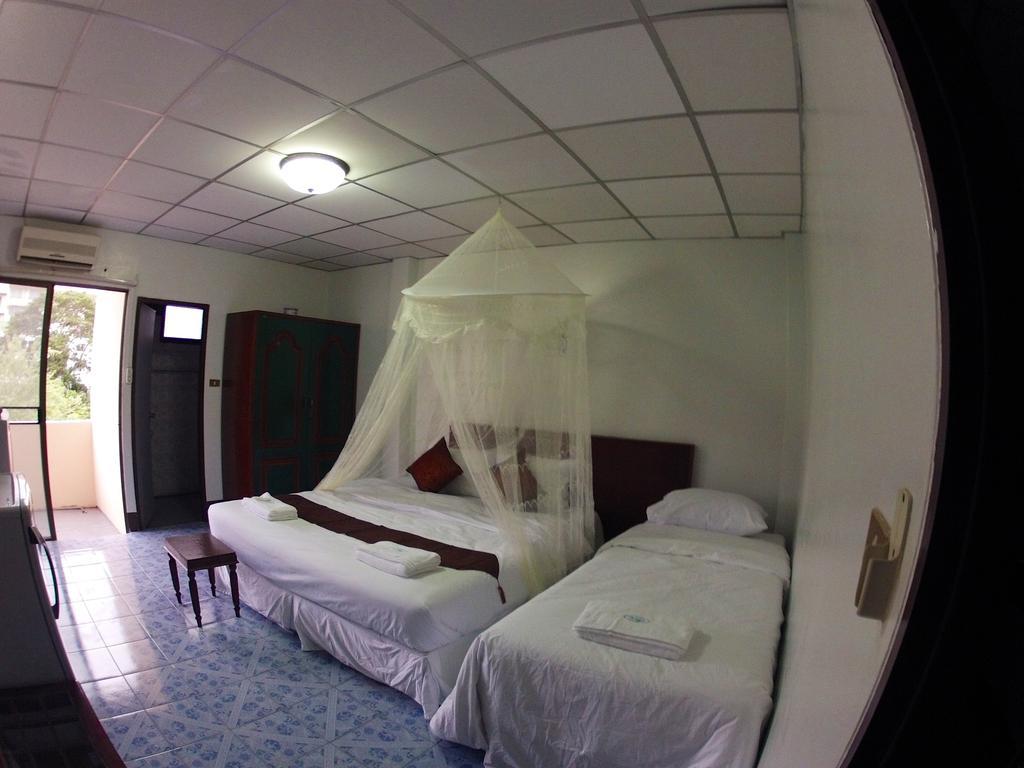 Palada Guesthouse HHQ Chambre photo